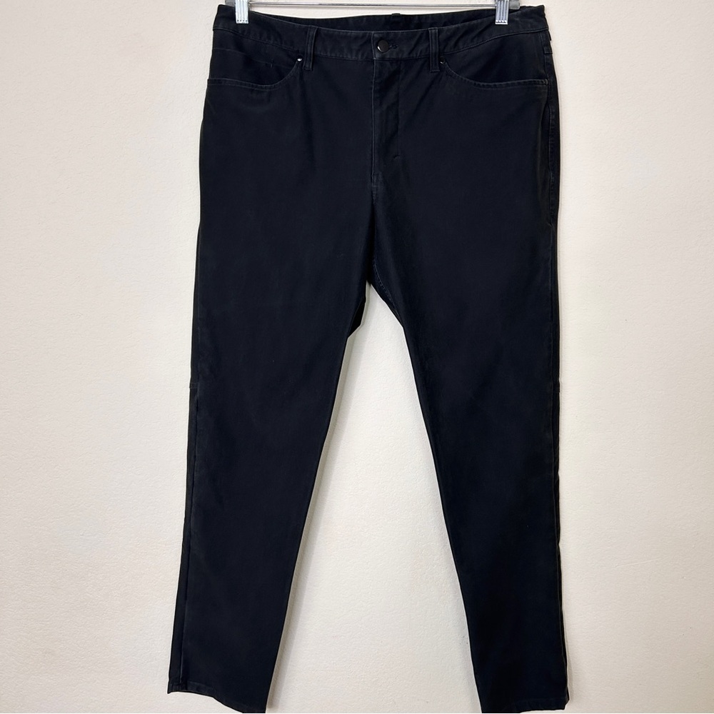 Lululemon Men’s ABC Slim-Fit Pant 36
*Utilitech - Picture 3 of 12